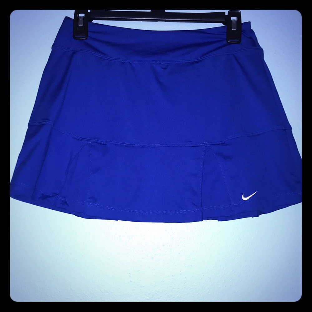 Dark blue women’s Nike skirt